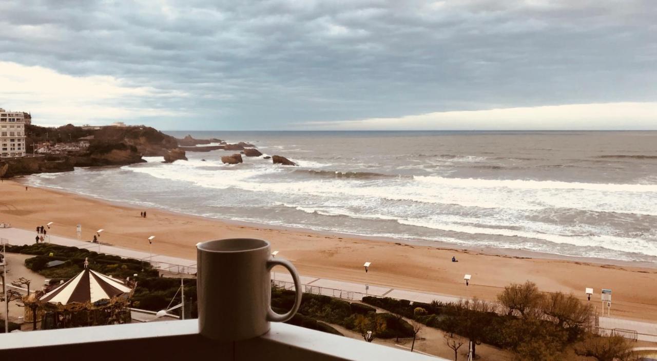 L'Ocean A Perte De Vue, La Grande Plage A Vos Pieds Biarritz Exterior photo